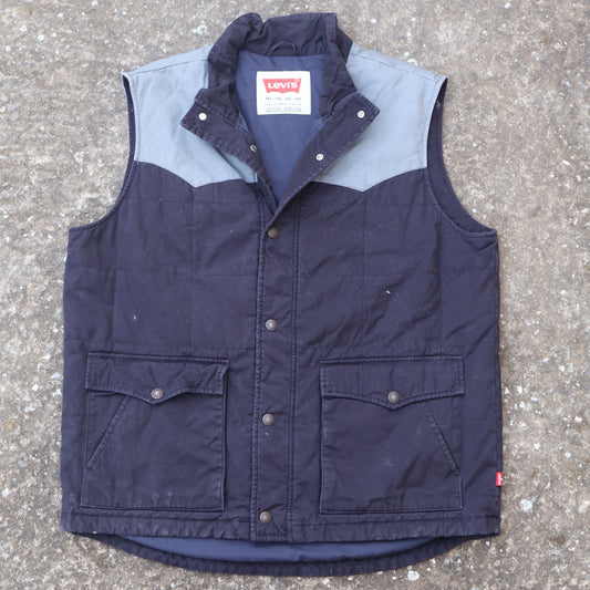 20KG Vintage Brand Vests Wholesale Bundle
